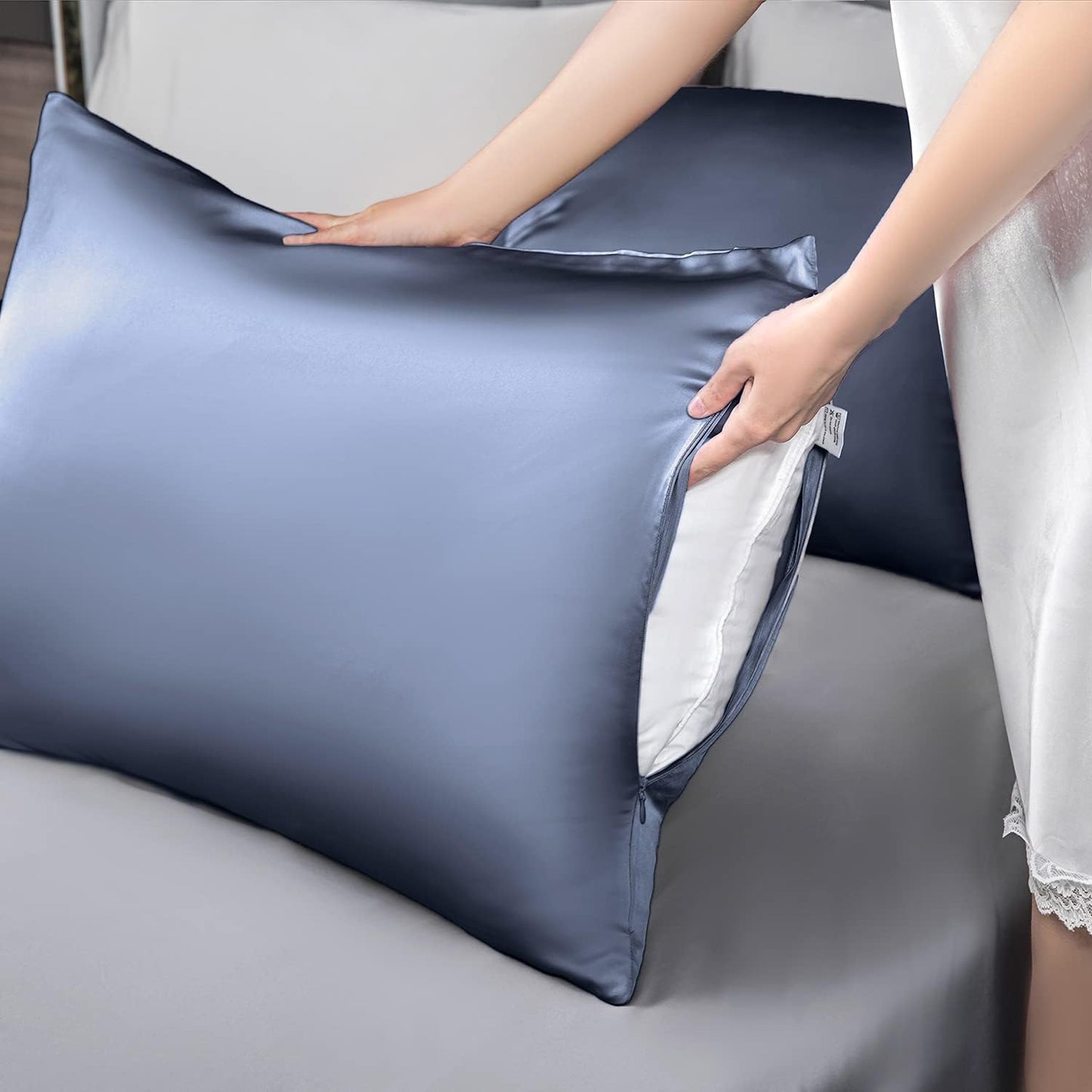 Mulberry Silk Pillowcase for Hair and Skin,King Size Cooling Silk Pillow Case with Hidden Zipper,Allergen Proof Dual Sides Soft Breathable Smooth Silk Pillow Cover for Women(King,Grayish Blue)