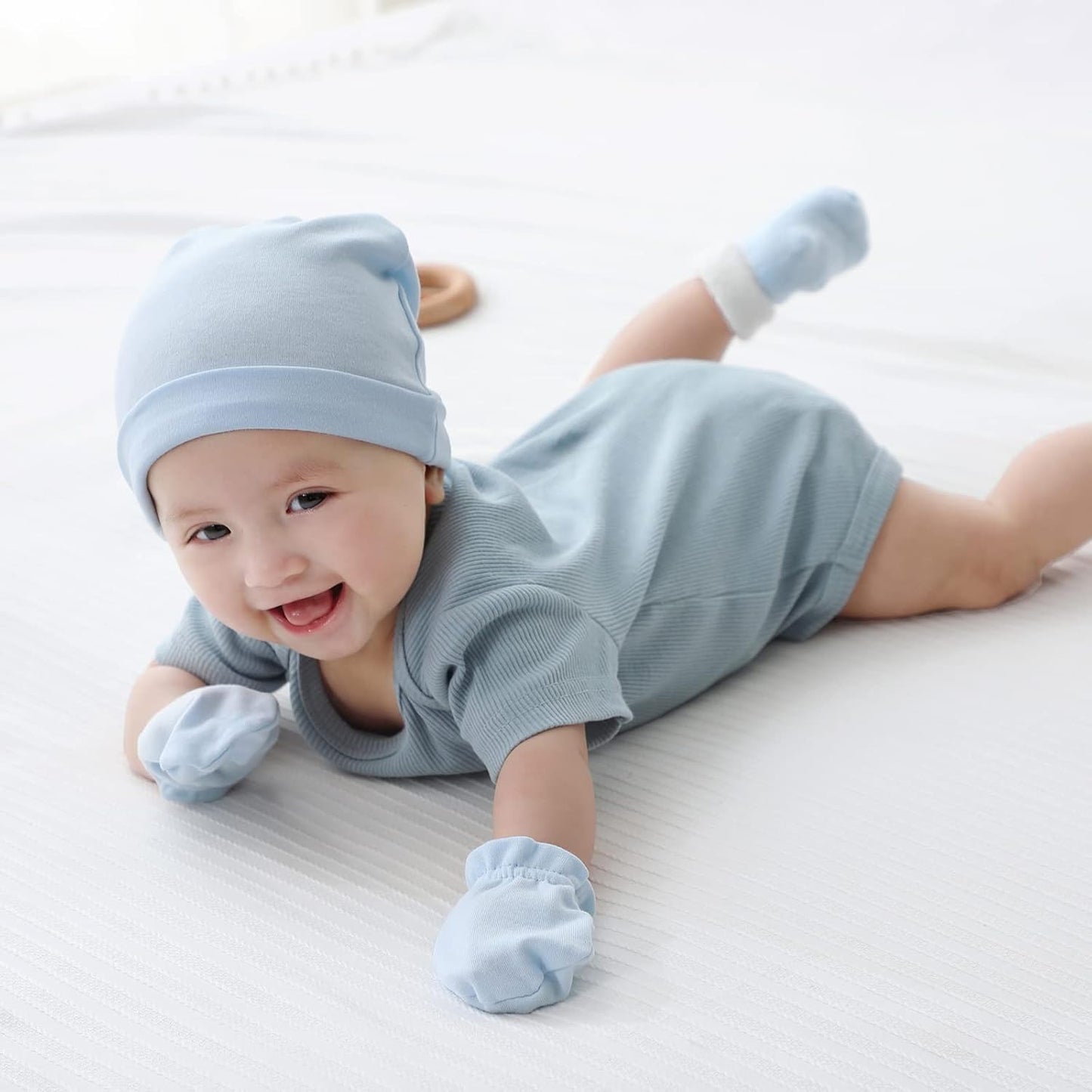 Newborn Baby Boy Girl Caps Mittens Socks Set Cotton Baby Essentials Accessories (Hats+Gloves+Socks)