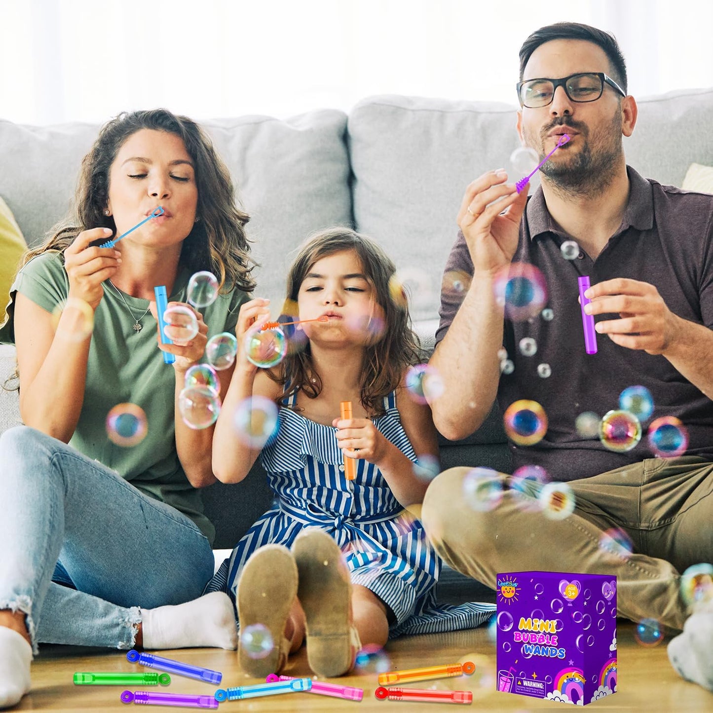 Kids Party Goodie Gift Bag Stuffer Fillers,32 Pack Mini Bubble Wand Toys,Small Halloween Pinata Birthday Party Favors Supplies for Boys Girls,Wedding Camping Classroom Prizes Treats for Toddlers