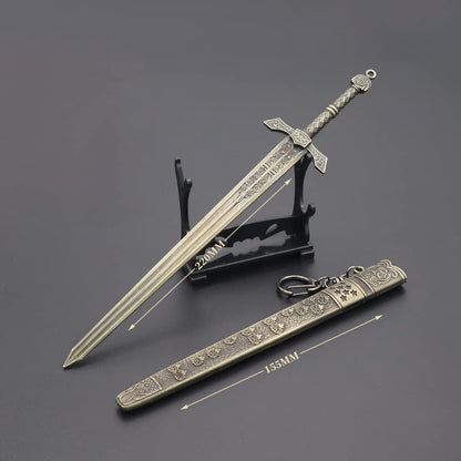 Elden Ring Vagabond Banished Knight's Greatsword Replica Action Figures Toys Collection Gift Party Supplies Desk Decoration Backpack Pendant Gift
