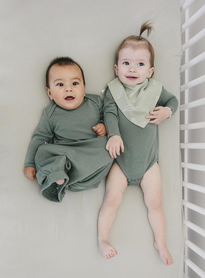 Woolino Merino Wool Baby Bibs - Highly Absorbent Bandana Bib with Cotton Outer Layer and Merino Wool Inner Layer - Pack of 2