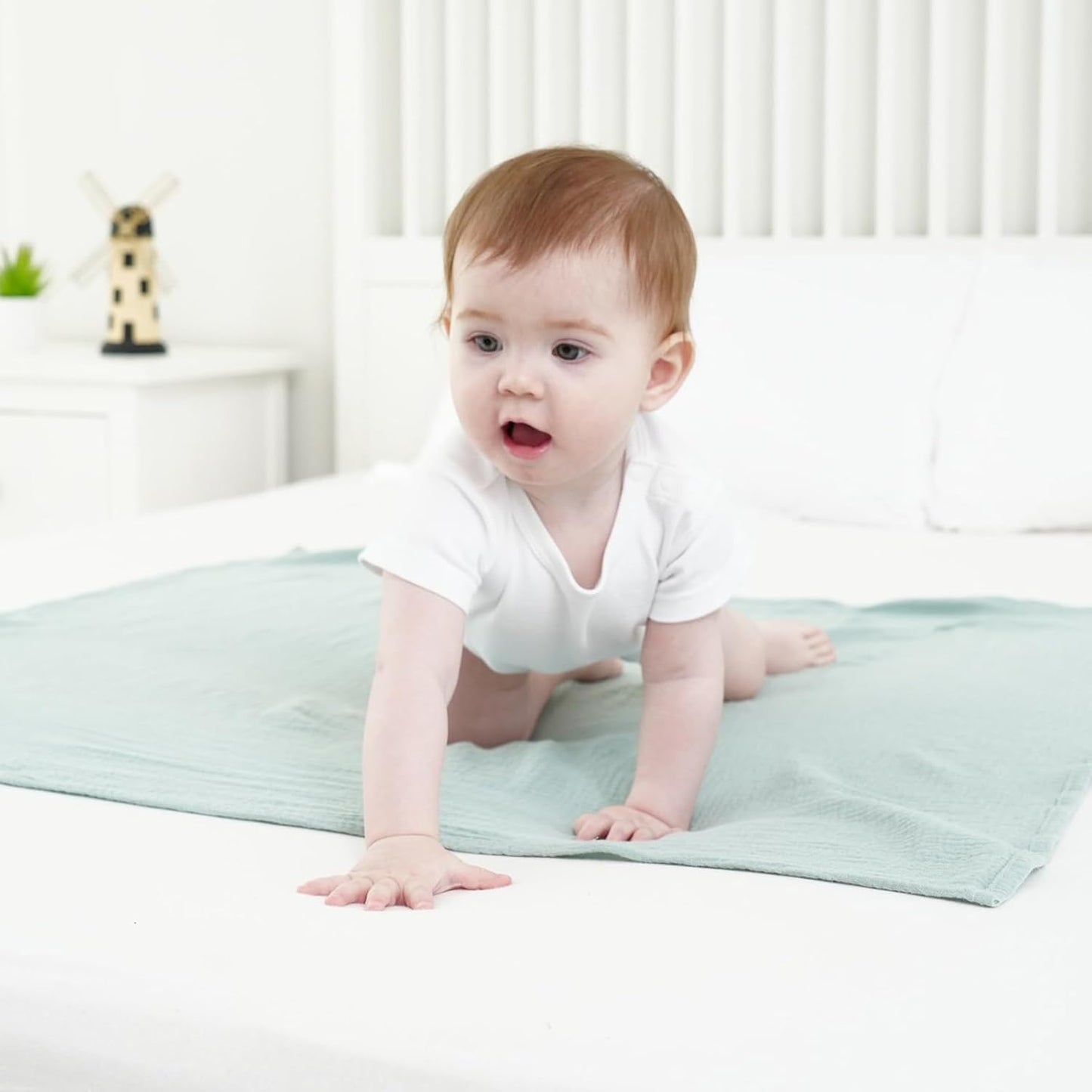 Muslin Swaddle Blankets for Newborns, 2 Pack 100% Cotton Receiving Blankets, Soft and Breathable
