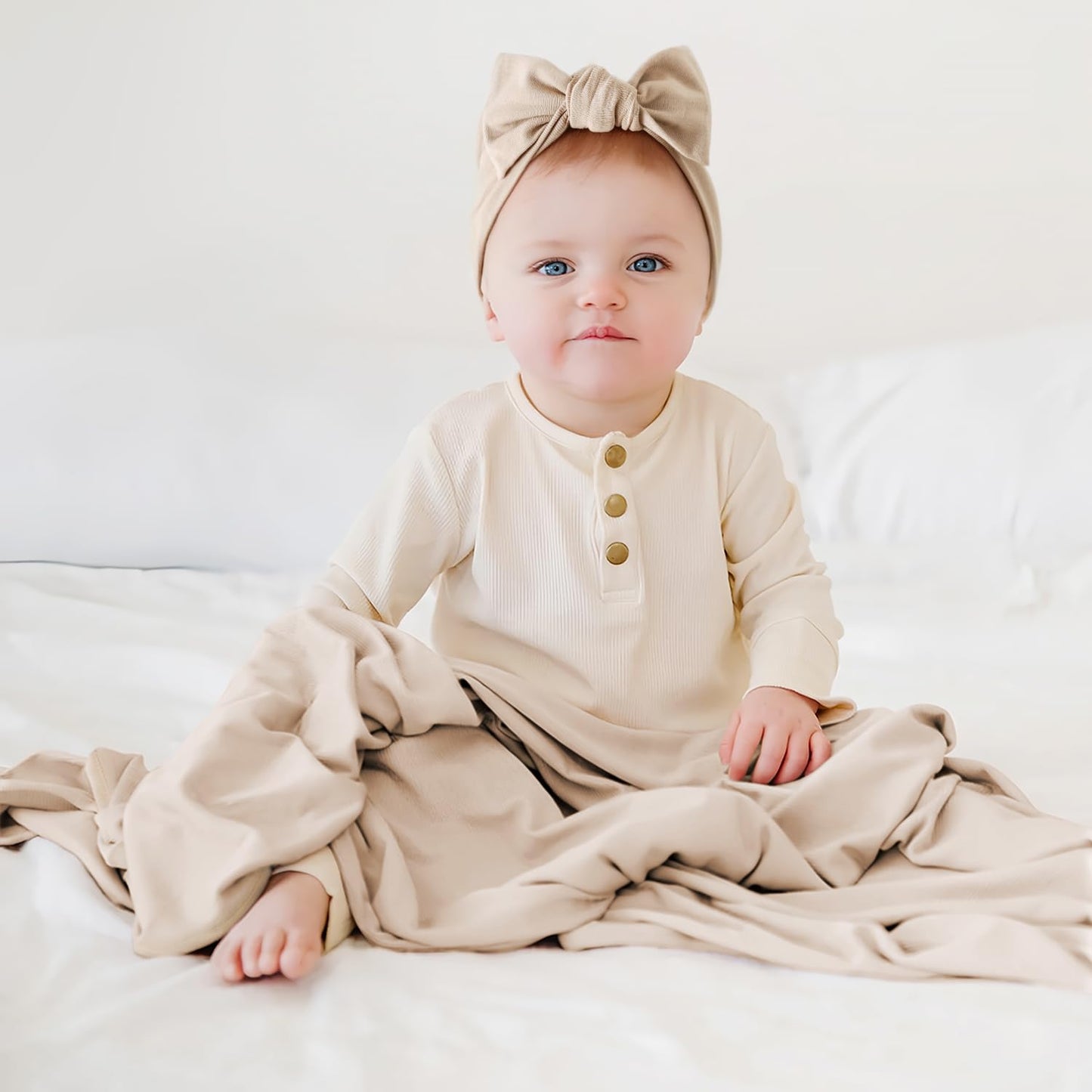 GRSSDER Newborn Blanket, Ultra Soft Jersey Receiving Blanket with Matching Headband and Beanie Set, Stretchy Baby Swaddle 47×47", Extra Large Neutral Swaddle Wrap for Girls and Boys