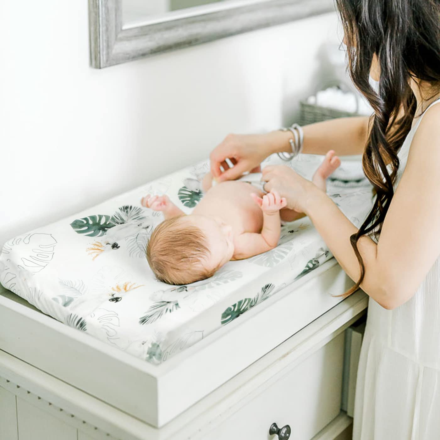 GRSSDER Stretch Ultra Soft Jersey Knit Changing Pad Cover Set 2 Pack, Change Table Pad Covers Fit 32"/34" x 16" Pads Safe and Snug, Stylish Watercolor Animals for Baby, Mint Green