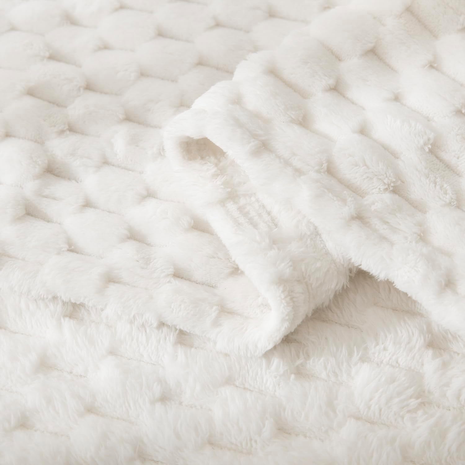 HOMRITAR Flannel Fleece Fluffy Fuzzy Blanket for Baby 3D Jacquard Soft Warm Plush Bed Blankets for