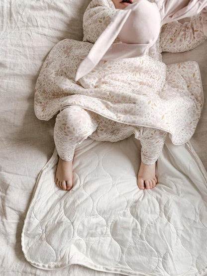 GUNAMUNA Unisex Long-Sleeve Sleep Sack, Wearable Sleep Bag for Babies and Toddlers, Soft Rayon, 1.0 TOG, 3 to 36 Months