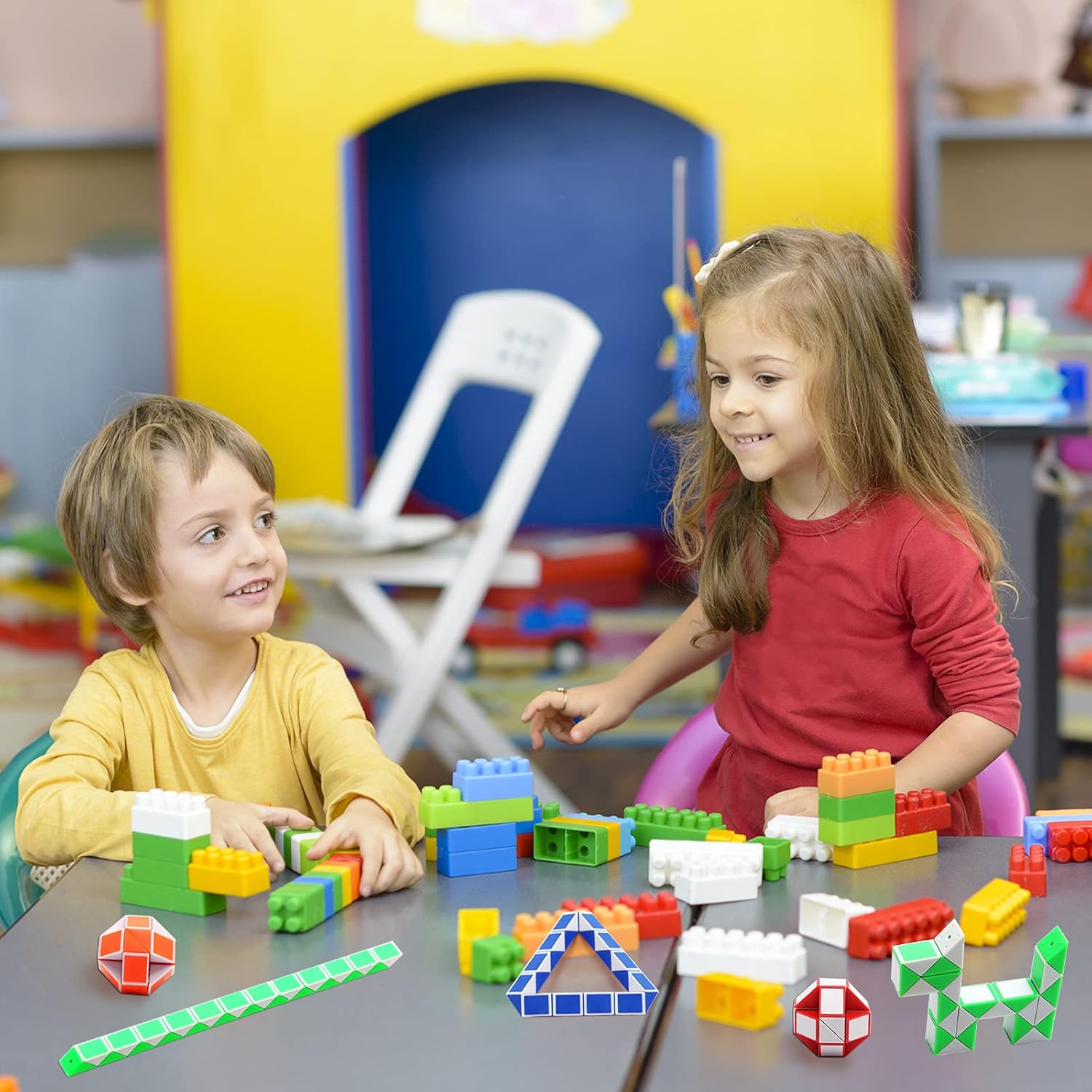 24 Pack 24 Blocks Magic Speed Cubes, Mini Snake Cube, Mini Plastic Puzzle Cube Toy for Kids Party