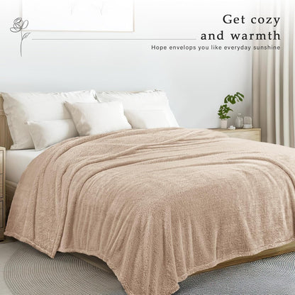 Exclusivo Mezcla Queen Size Flannel Fleece Blanket, Super Soft Velvet Plush Bed Blanket, Fuzzy Cozy and Warm for All Seasons, 90x90 Inches, Camel