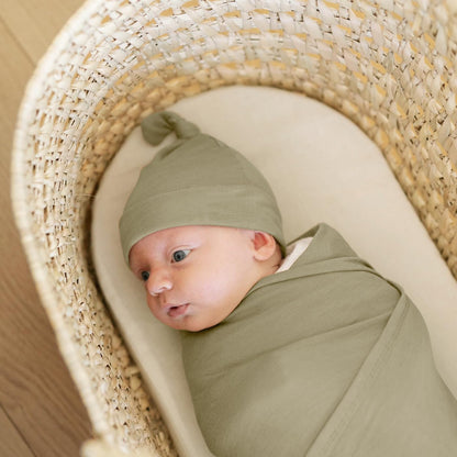 GRSSDER Newborn Swaddle Blanket, Ultra Soft Jersey Receiving Blanket with Matching Headband and Beanie Set 33×44", Stretchy Baby Neutral Swaddle Wrap for Girls and Boys