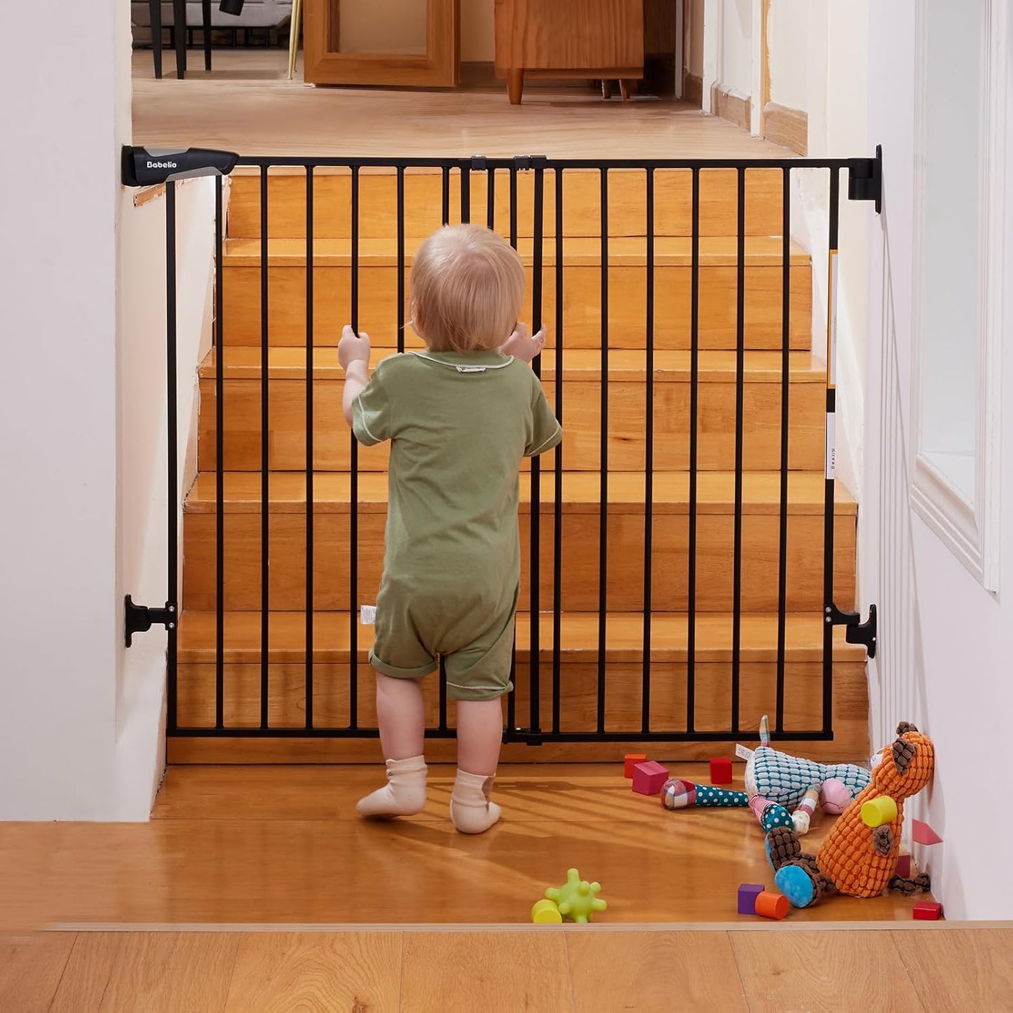 Babelio 34" Extra Tall Baby/Dog Gate with No Threshold Design Walk Thru Door, 26-43" Auto Close Safety Gate for Babies, Elders and Pets, Fits Doorways, Stairs, and Entryways, Black