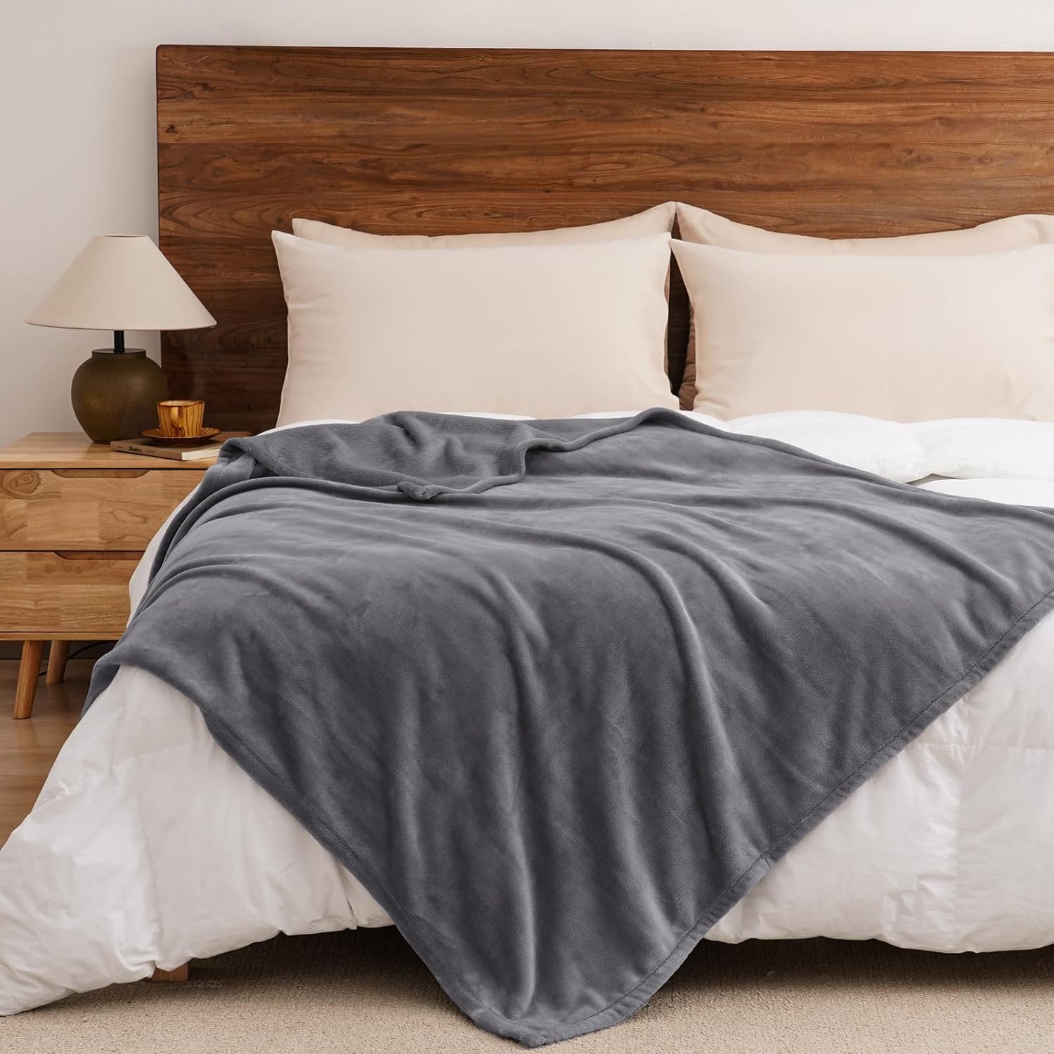 PHF Ultra Soft Fleece Throw Blanket, No Shed No Pilling Luxury Plush Cozy 300GSM Lightweight