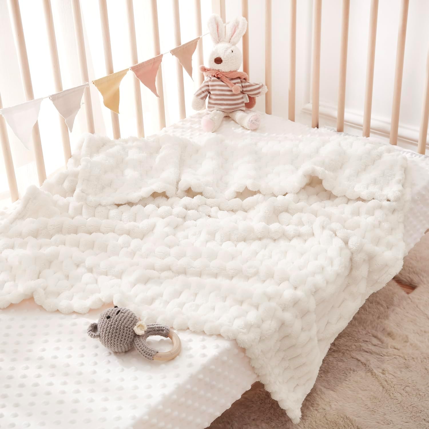 HOMRITAR Flannel Fleece Fluffy Fuzzy Blanket for Baby 3D Jacquard Soft Warm Plush Bed Blankets for
