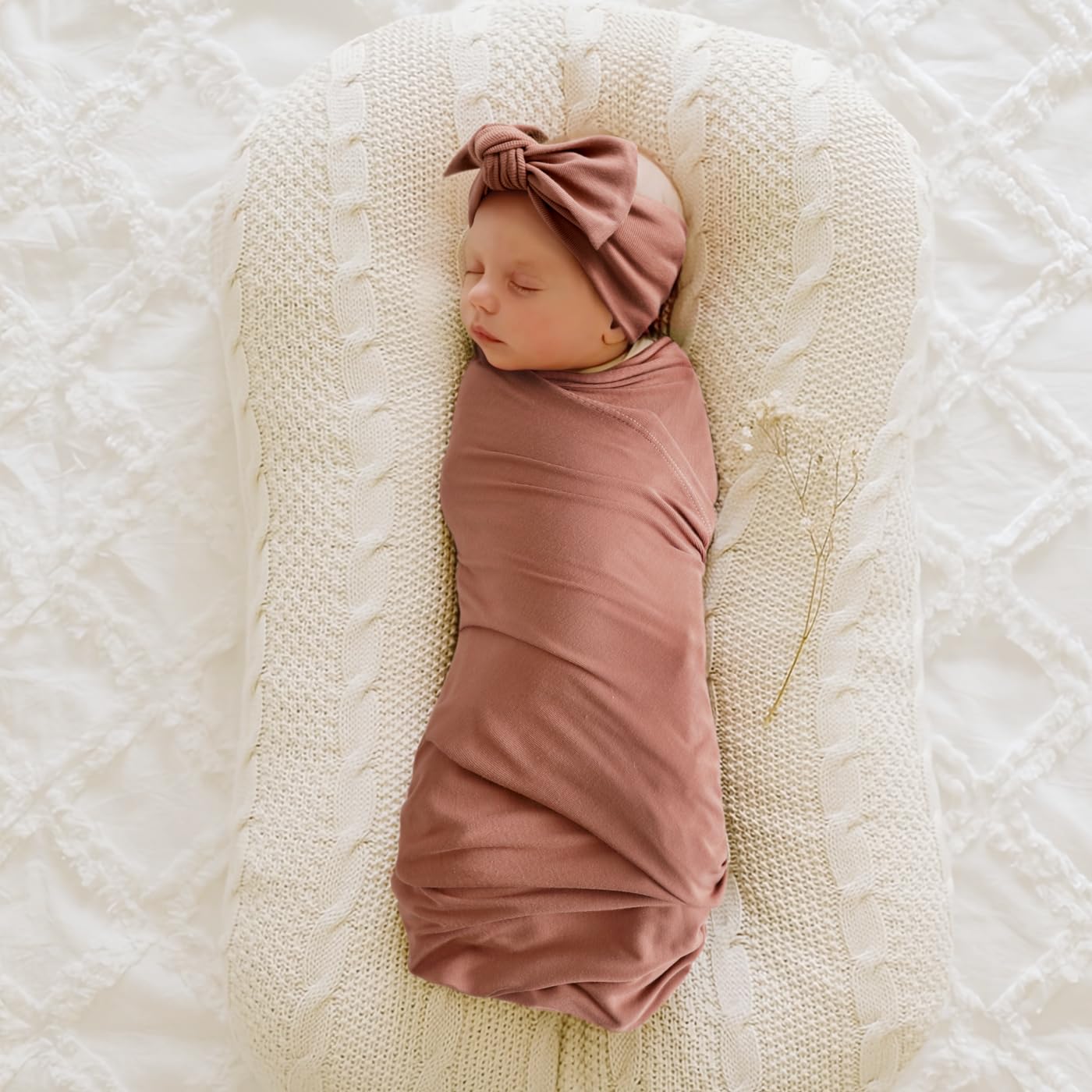 GRSSDER Newborn Swaddle Blanket, Ultra Soft Jersey Receiving Blanket with Matching Headband and Beanie Set 33×44", Stretchy Baby Neutral Swaddle Wrap for Girls and Boys