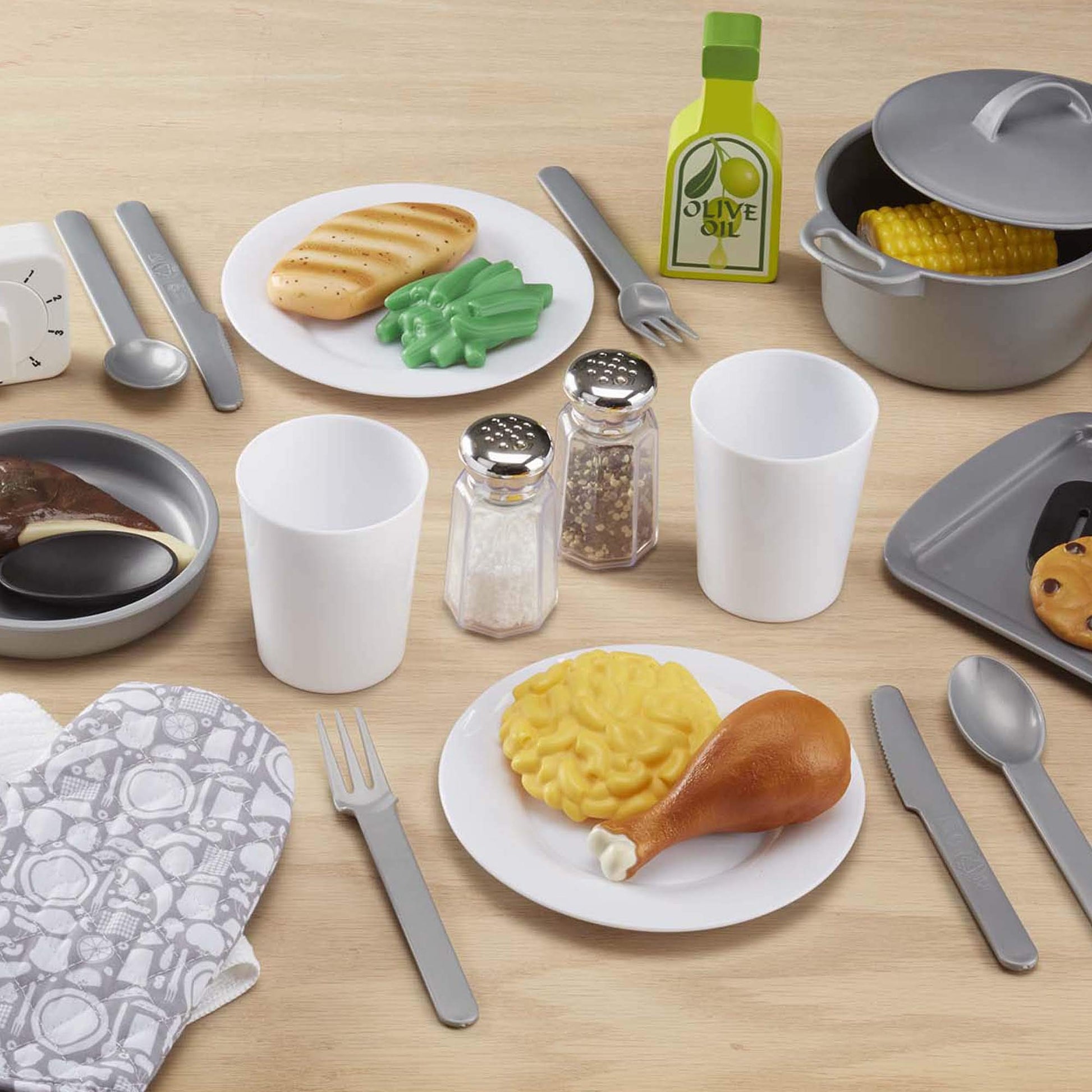 Melissa & Doug 22-Piece Play Kitchen Accessories Set with Play Food & Wooden Toys, Pot, Pans