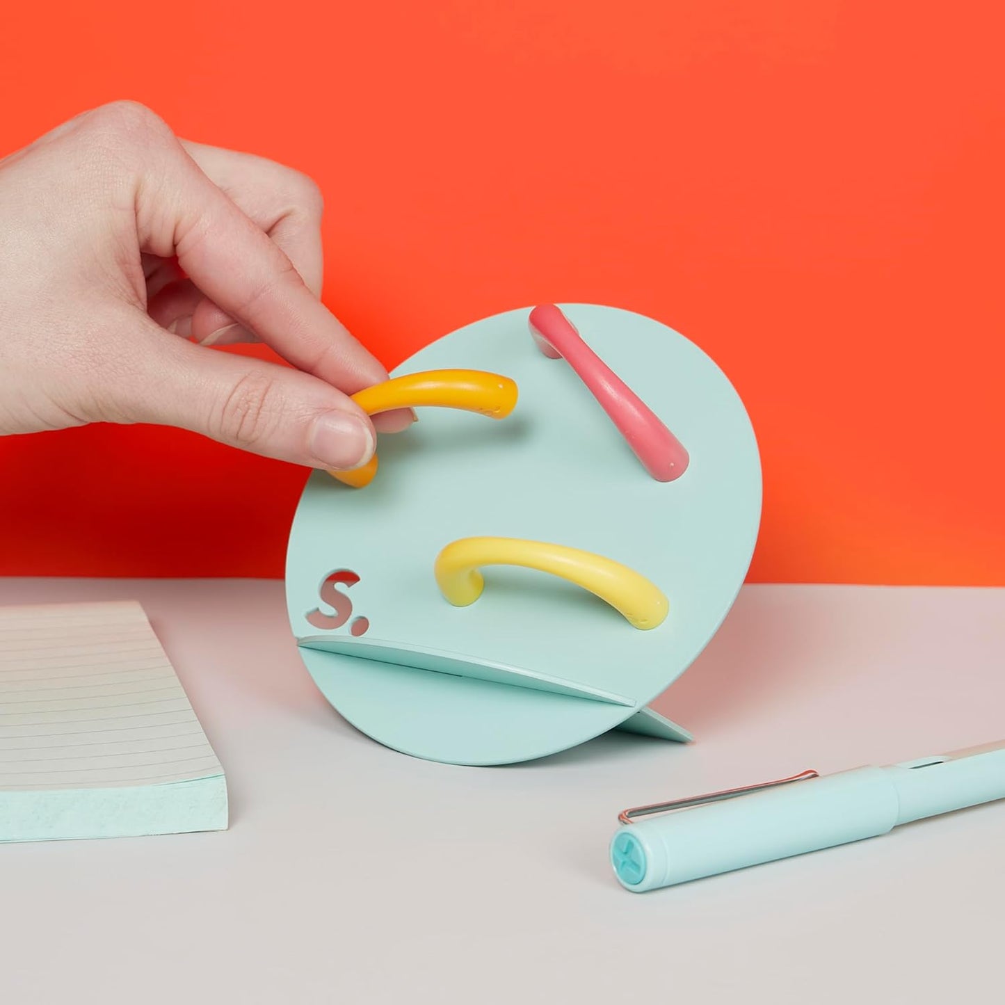 Speks Show Off Stand - Double Sided, Powder Coated Steel Magnetic Display Board - Mint - Magnets Sold Separately