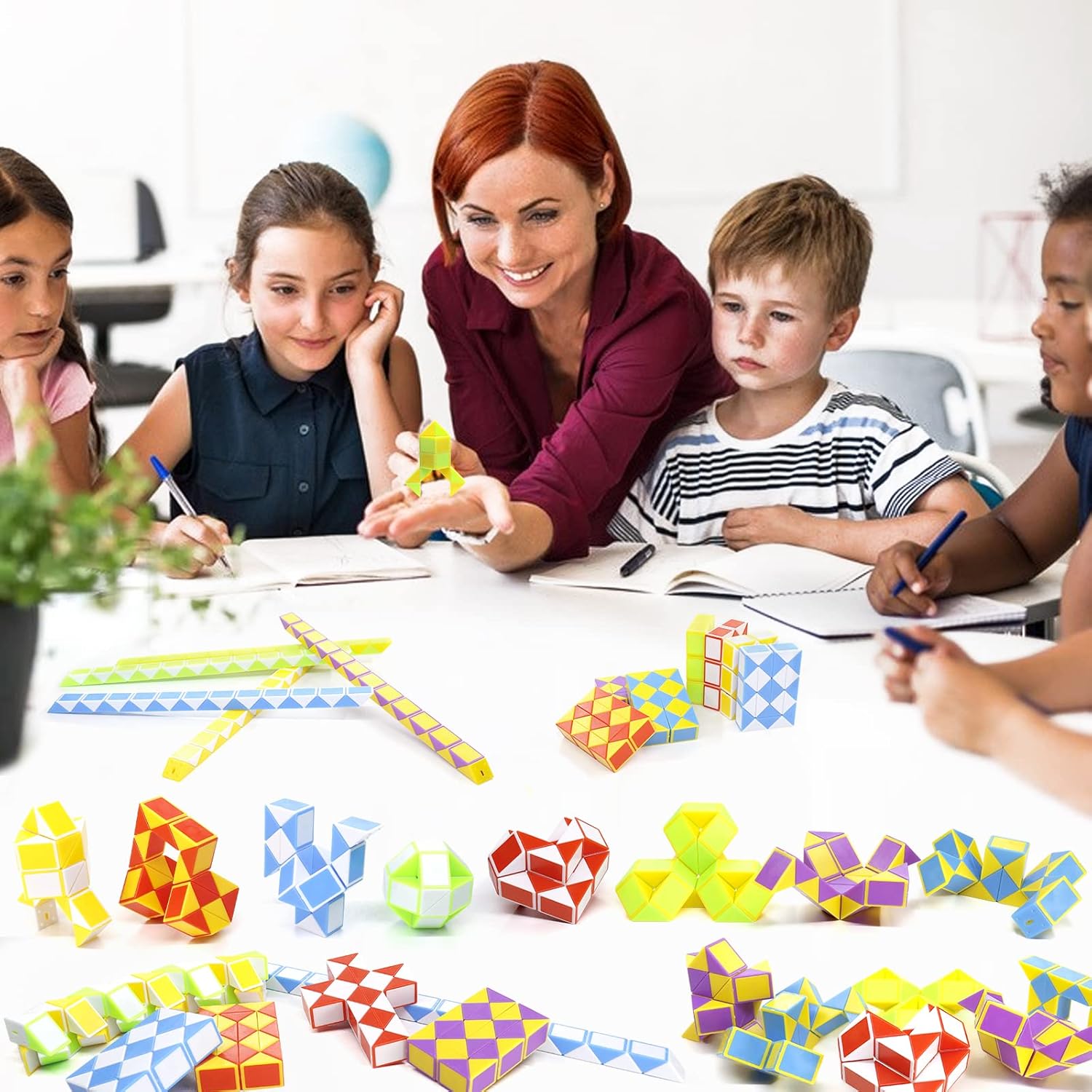 24 Pack 24 Blocks Mini Fidget Snake Cube Mini Twist Puzzle Cubes Magic Speed Cubes Toy for Kids