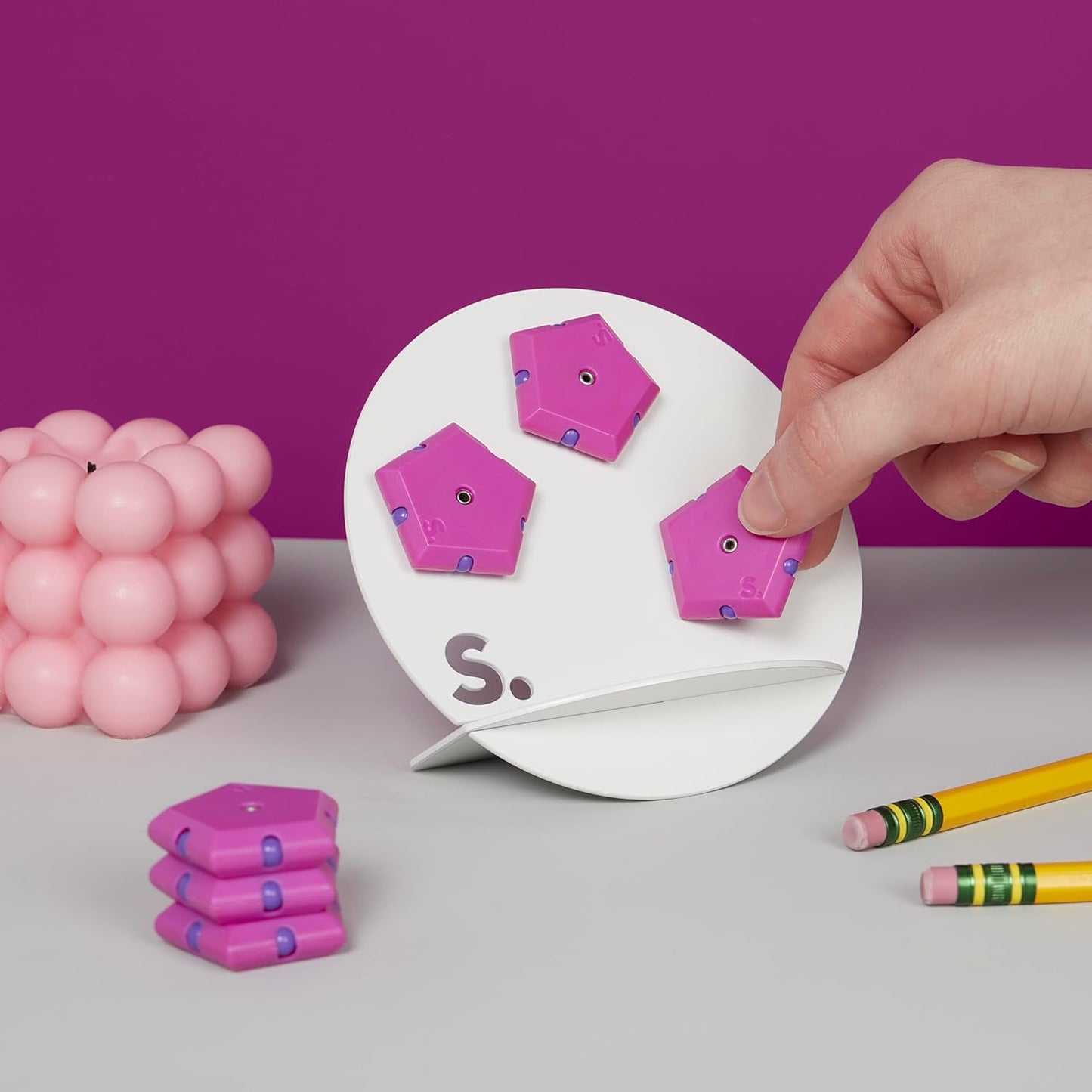 Speks Show Off Stand - Double Sided, Powder Coated Steel Magnetic Display Board - White - Magnets Sold Separately