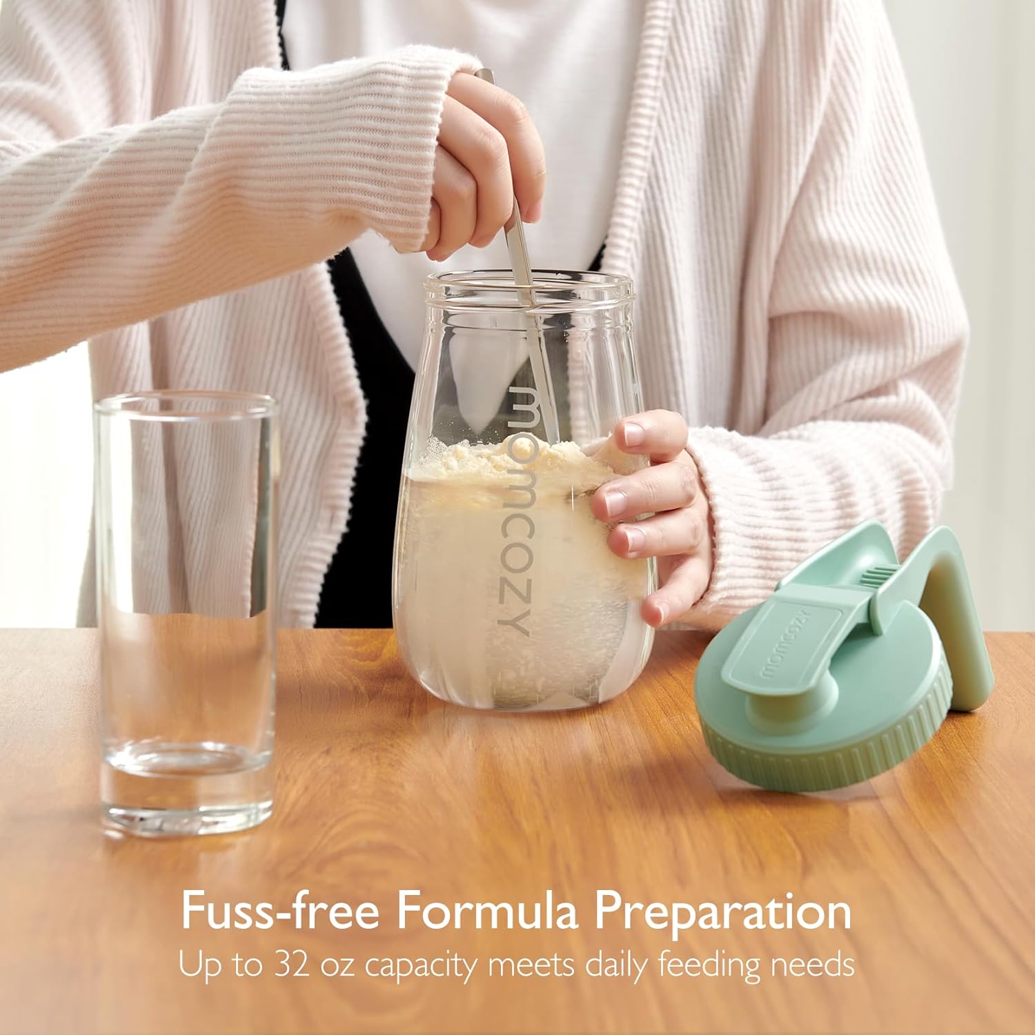 Momcozy Breast Milk Pitcher, Resistant to Heat and Cold Abrupt Temp Swings, No Leak Glass Breast