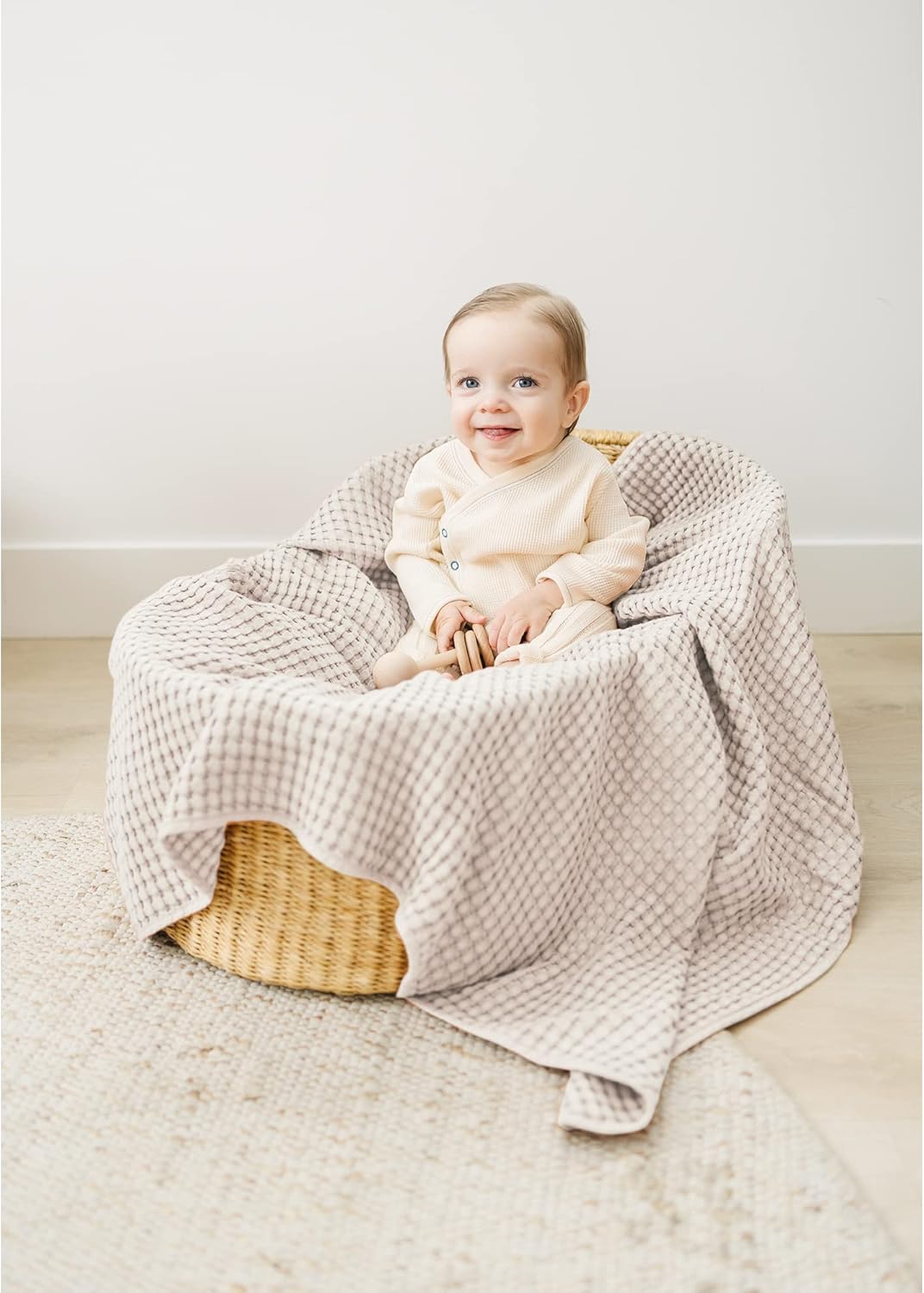 Konssy Waffle Baby Blanket - Soft & Cozy Nursery Swaddle Blanket, Lightweight Toddler Throw for
