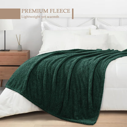 Exclusivo Mezcla Twin Blanket for Bed, Soft and Cozy Blankets for Women Men Girls Kids, Suitable for All Seasons, Forest Green, 60x80 Inches