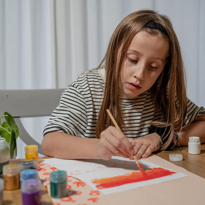 Sculpd Kids Painting Kit, Paint Craft Set for Kids Age 4 to 6, Includes 10 Colour Paint Set, 4 Paint Pens, 2 Canvases, Easels, Magnetic Picture Frame, Additional Art Supplies and Free Guidebook