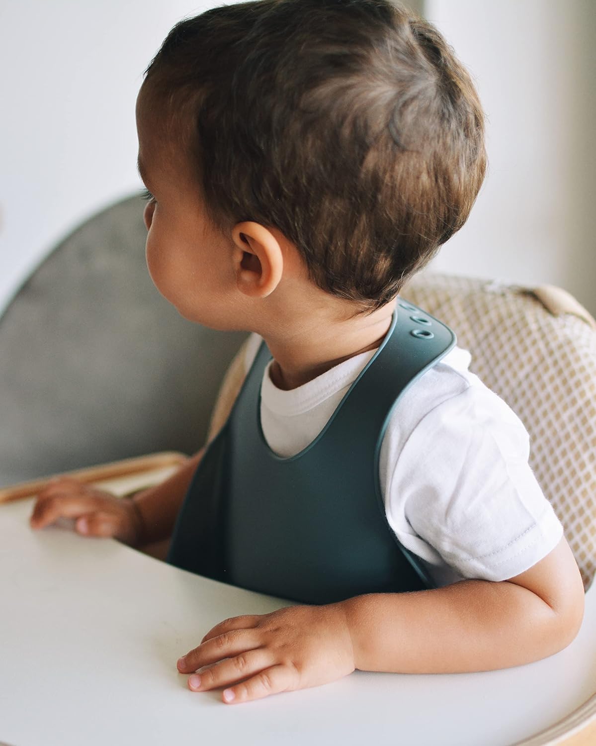 BEABA Silicone Baby Bib, Made with Soft Supple Silicone, Baby Bibs with Baby Food Catcher, Baby