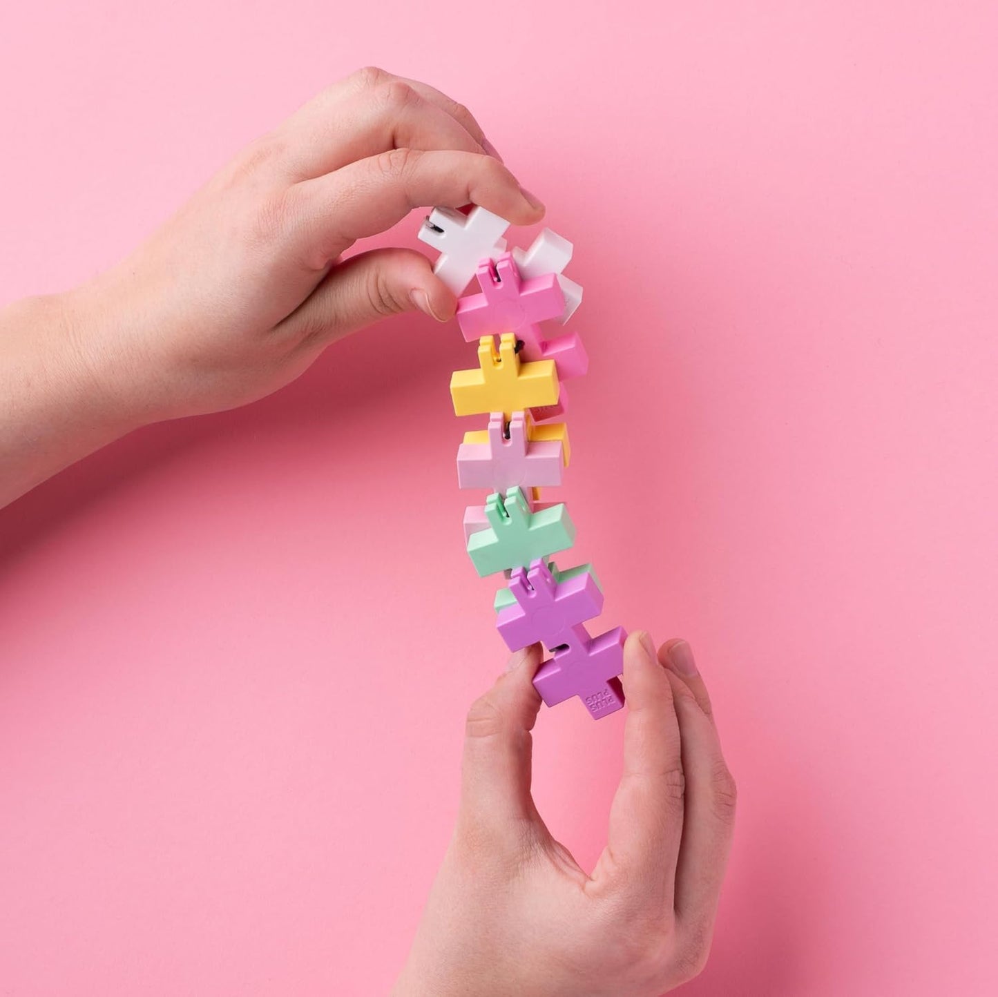 Plus-Plus - HEXEL Bubblegum - Fidget Sensory Puzzle Toy - Travel Friendly, Quiet Stress and Anxiety Relief for Kids/Adults