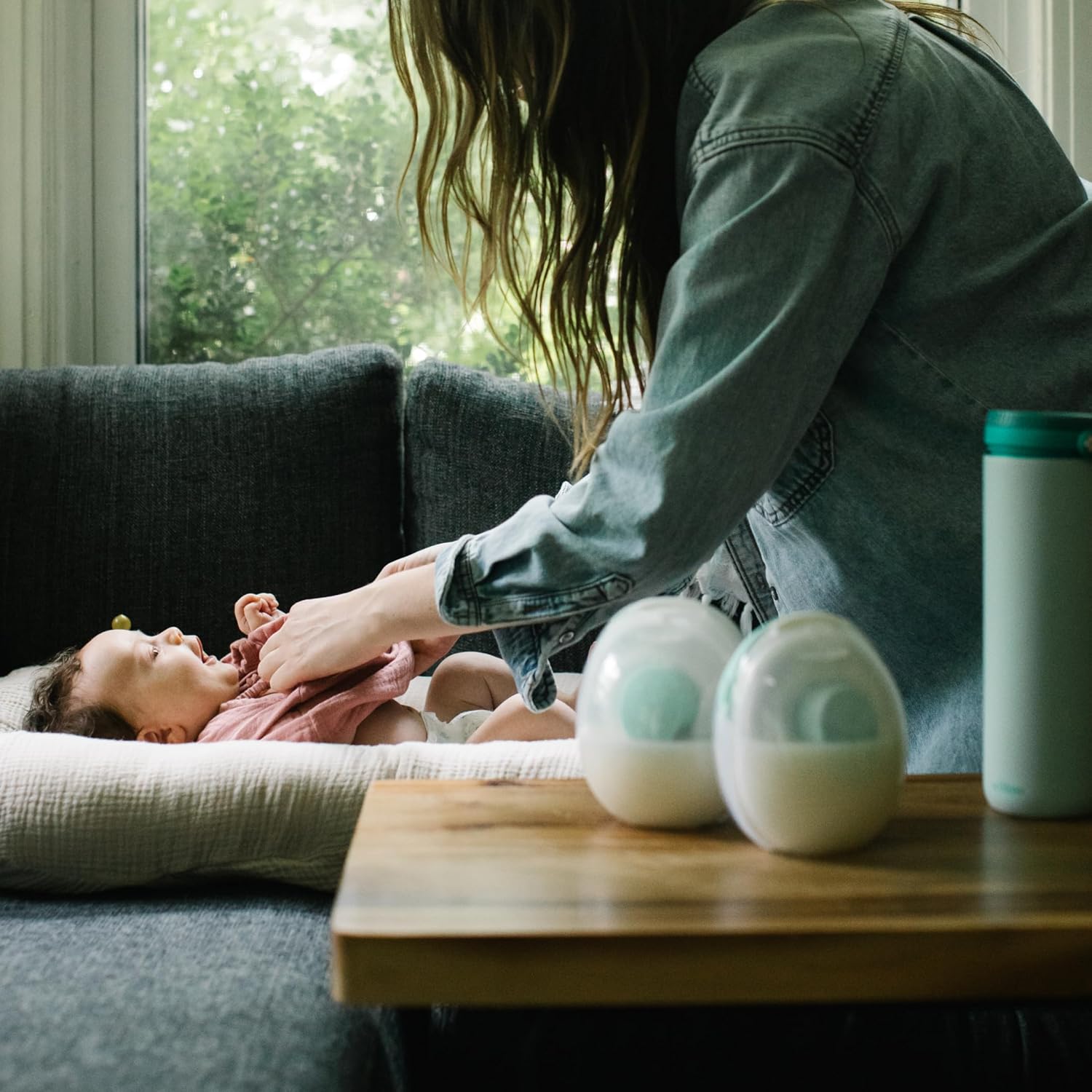 Willow Go - Hands Free Breast Pump - Wearable Breastfeeding Pump - Portable, Electric, Cordless, &