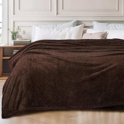 Exclusivo Mezcla Twin Blanket for Bed, Soft and Cozy Blankets for Women Men Girls Kids, Suitable for All Seasons, Coffee, 60x80 Inches