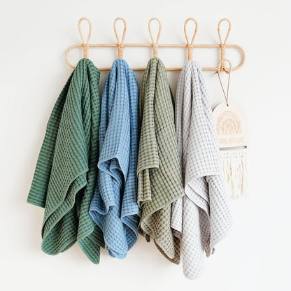 Konssy Waffle Baby Blanket - Soft & Cozy Nursery Swaddle Blanket, Lightweight Toddler Throw for