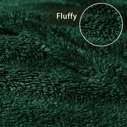 Exclusivo Mezcla Queen Size Flannel Fleece Blanket, Super Soft Velvet Plush Bed Blanket, Fuzzy Cozy and Warm for All Seasons, 90x90 Inches, Forest Green