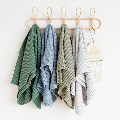 Konssy Waffle Baby Blanket - Soft & Cozy Nursery Swaddle Blanket, Lightweight Toddler Throw for