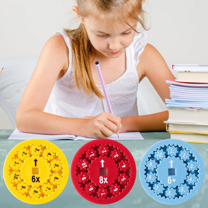 18Pcs Math Fidget Spinners Addition Subtraction Round Number Flying Fidget Spinner Division Multiplication Finger Spin Game Toys Educational Math Fact Games for Children Stimmers Fidgeters