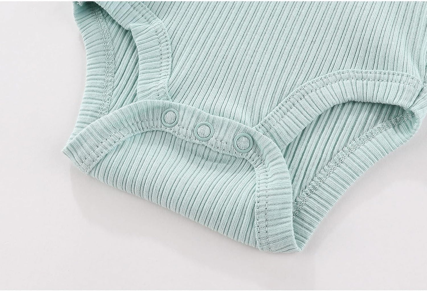 Kiddiezoom Newborn Baby Layette Set 10-Piece with Bodysuits and Pants Set for Unisex Baby Gift Sets