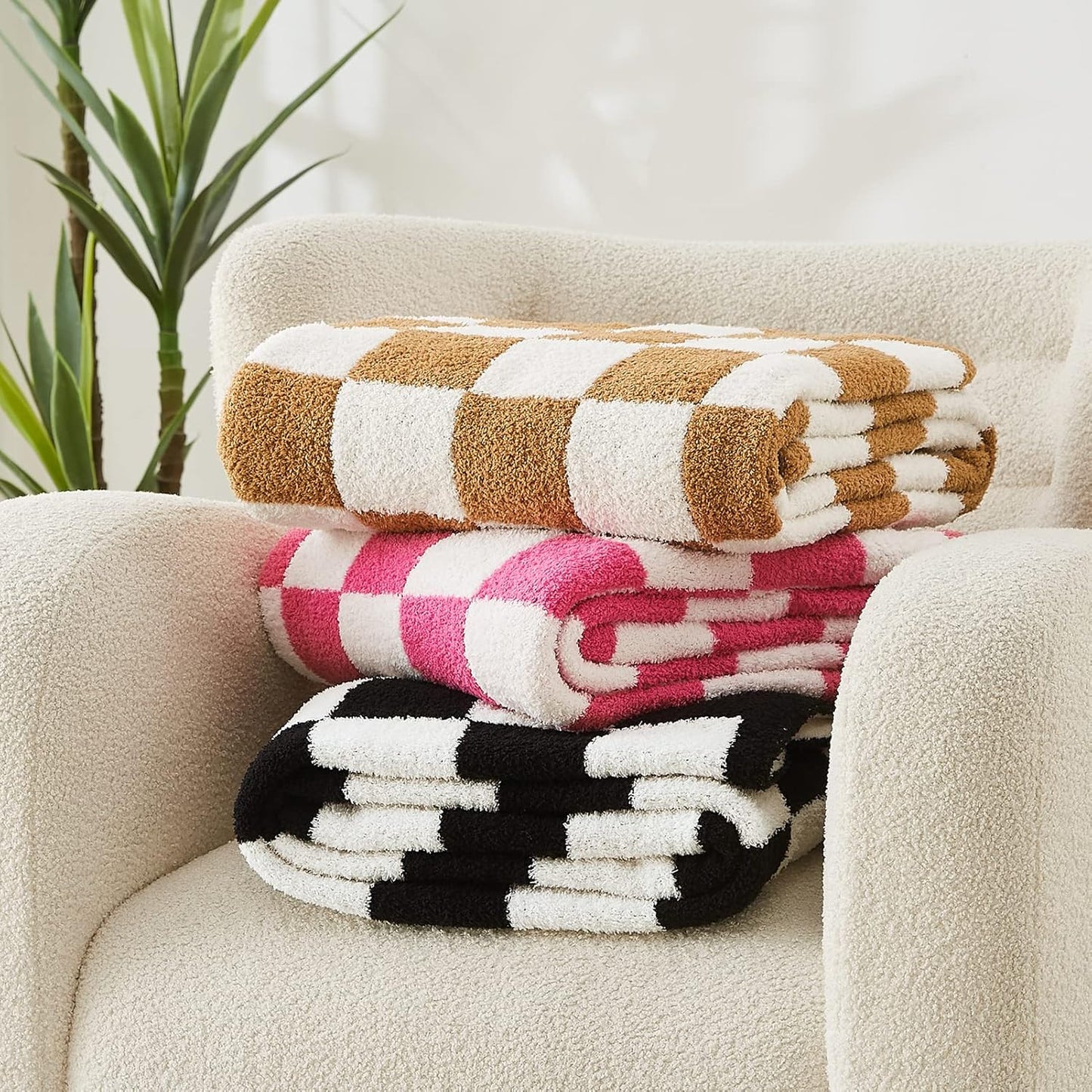 WRENSONGE Checkered Throw Blanket, Hot Pink Soft Cozy Fluffy Warm Hand Made Throw Blankets for