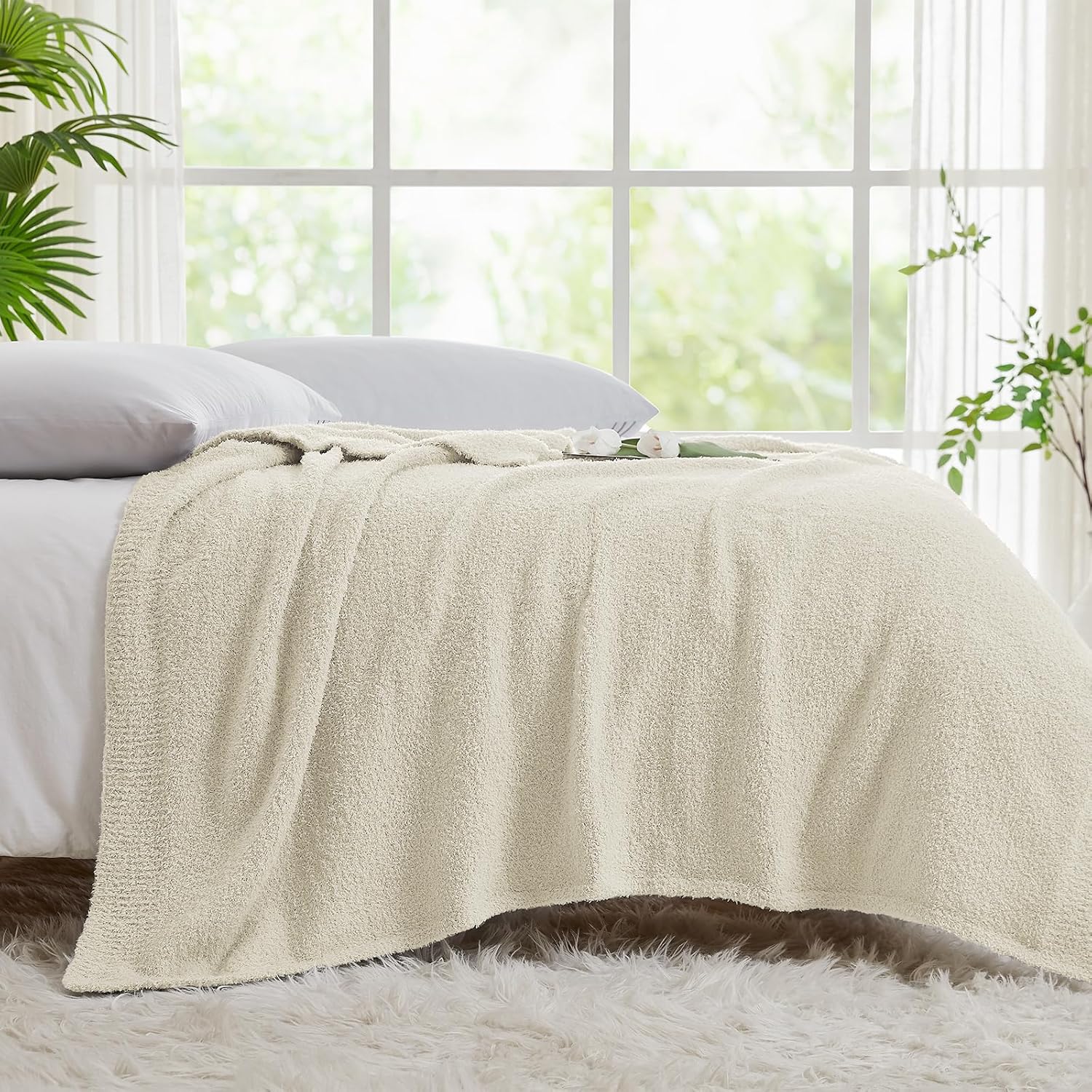 CYMULA Super Soft Knit Throw Blanket Throw Size Beige - Lightweight Plush Fuzzy Fluffy Warm Cozy