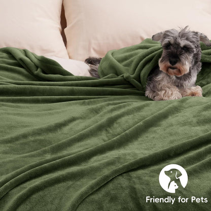 PHF Ultra Soft Fleece Throw Blanket, No Shed No Pilling Luxury Plush Cozy 300GSM Lightweight
