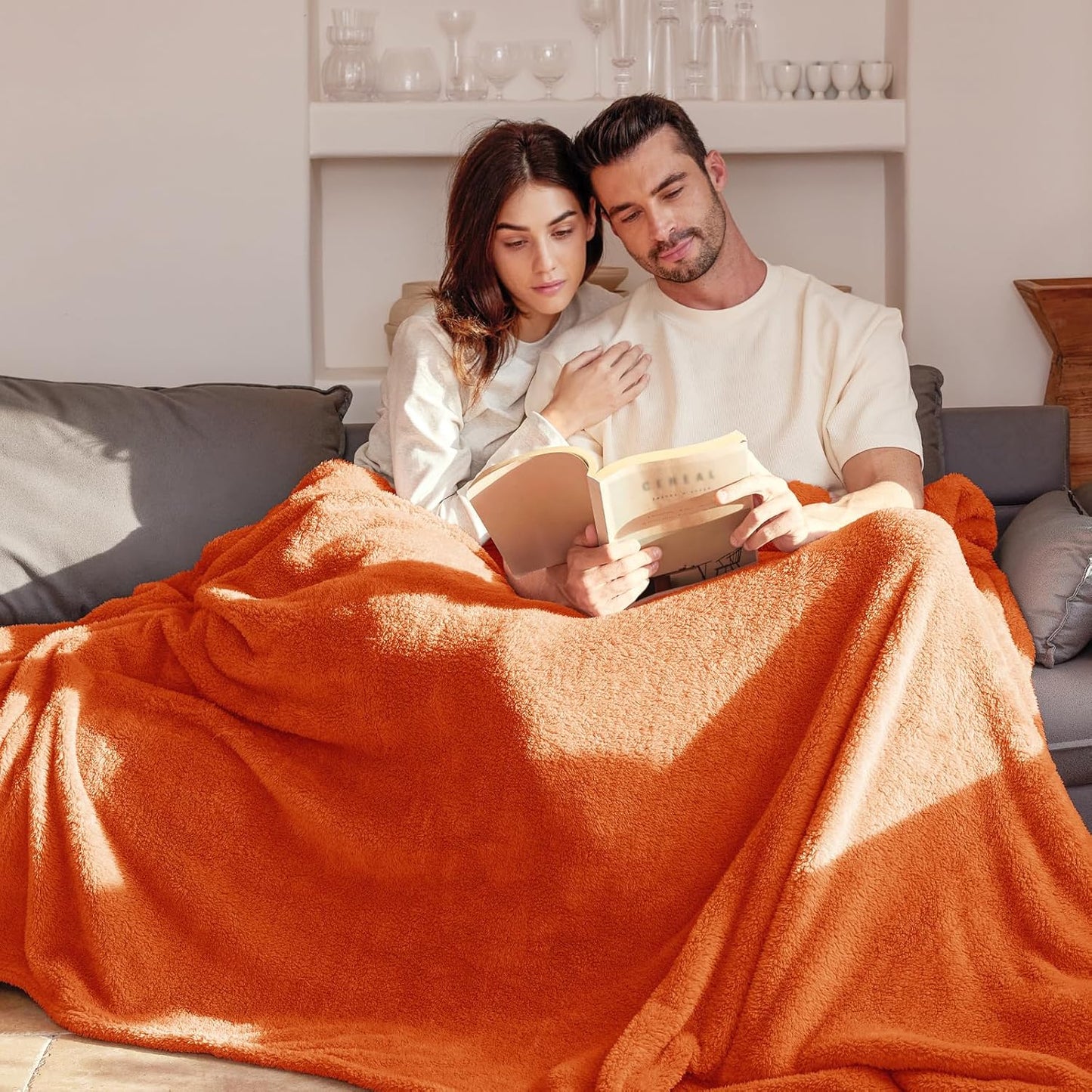 Exclusivo Mezcla King Size Flannel Fleece Blanket, Super Soft Velvet Plush Bed Blanket, Fuzzy Cozy and Warm for All Seasons, 90x104 Inches, Burnt Orange