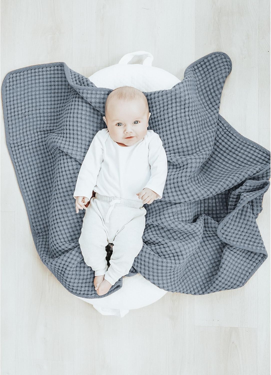 Konssy Waffle Baby Blanket - Soft & Cozy Nursery Swaddle Blanket, Lightweight Toddler Throw for