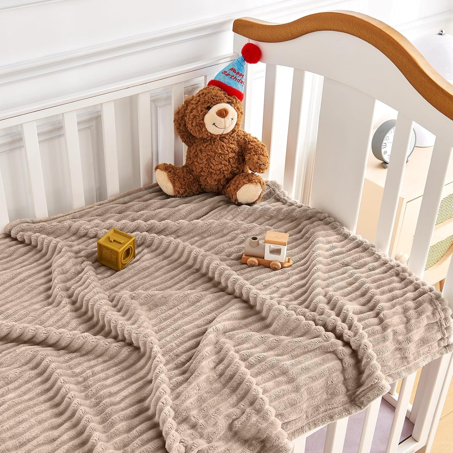 Soft Fleece Baby Blanket Ultra Cozy Baby Blankets for Boys Girls Warm and Lightweight Infant