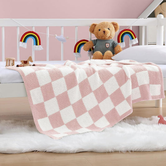WRENSONGE Checkered Throw Blanket, Pink Microfiber Soft Cozy Fluffy Warm Hand Made Throw Blankets