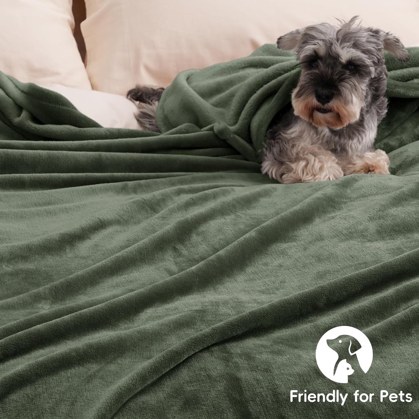 PHF Ultra Soft Fleece Blanket Twin Size, No Shed No Pilling Luxury Plush Cozy 300GSM Lightweight