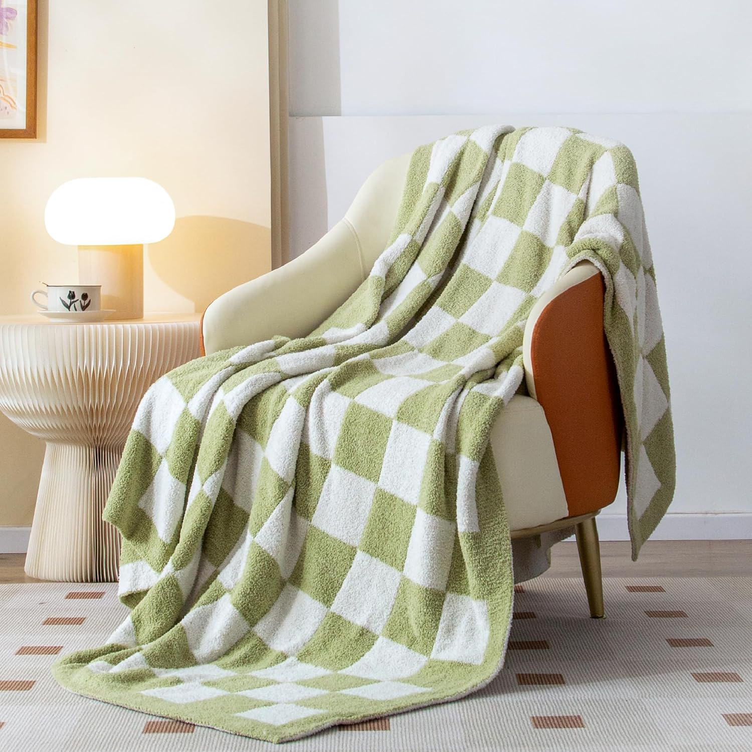 SeaRoomy Checkered Blanket, Ultra Soft Knitted Blanket Queen Size, Warm Cozy Fluffy Microfiber