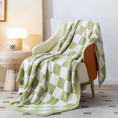 SeaRoomy Checkered Blanket, Ultra Soft Knitted Blanket Queen Size, Warm Cozy Fluffy Microfiber