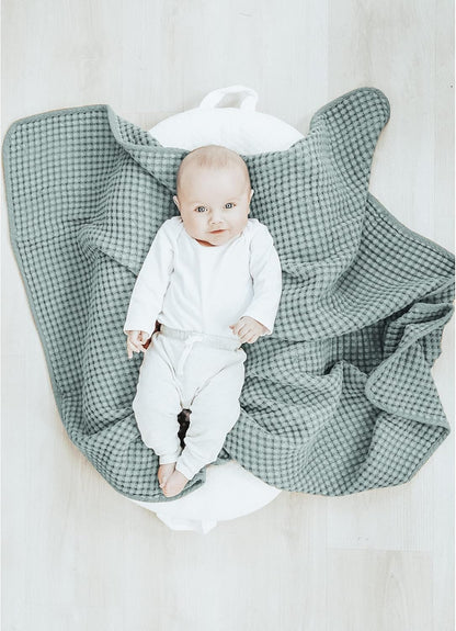 Konssy Waffle Baby Blanket - Soft & Cozy Nursery Swaddle Blanket, Lightweight Toddler Throw for