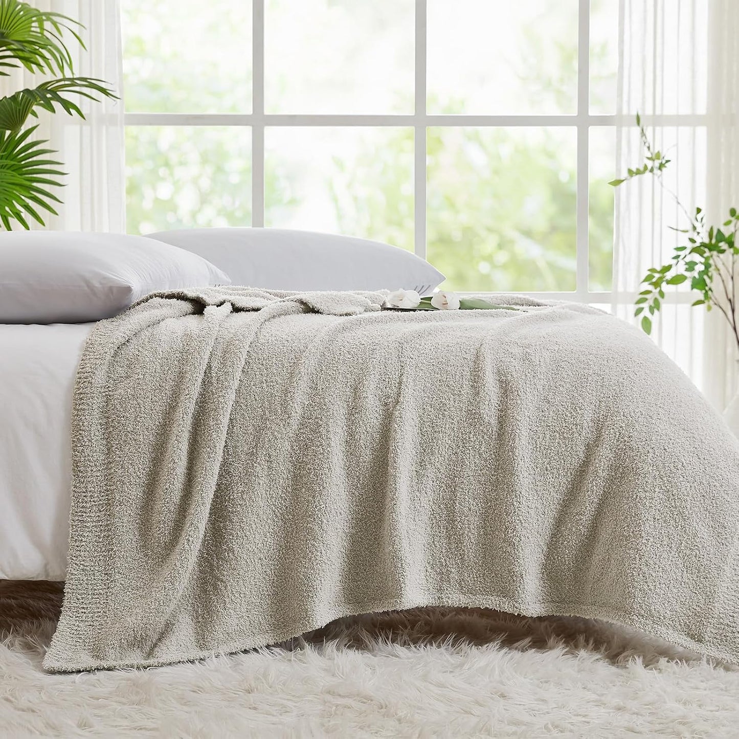 CYMULA Super Soft Knit Throw Blanket Twin Size Light Grey-Lightweight Plush Fuzzy Fluffy Warm Cozy
