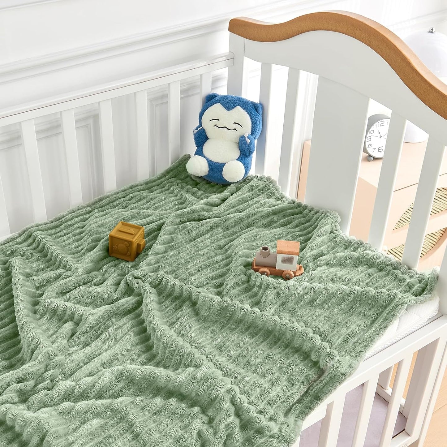 Soft Fleece Baby Blanket Ultra Cozy Green Baby Blankets for Boys Warm and Lightweight Infant