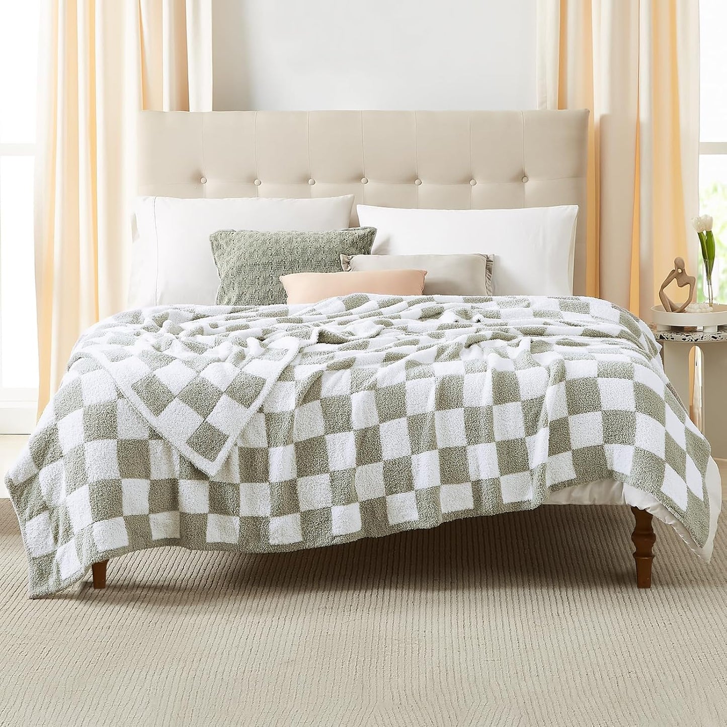 WRENSONGE Checkered Throw Blanket, Sage Green Soft Cozy Fluffy Warm Hand Made Queen Throw Blankets
