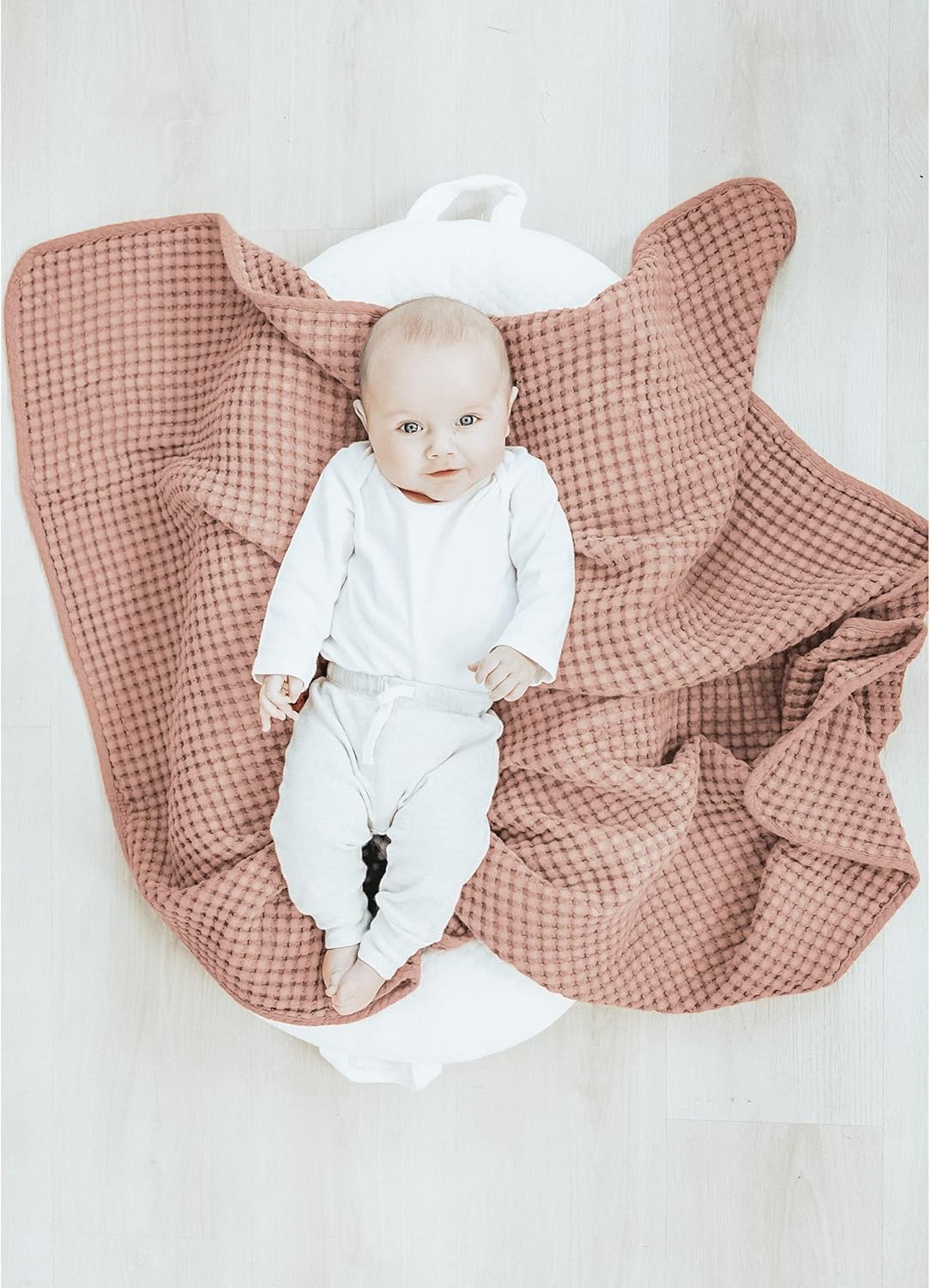 Konssy Waffle Baby Blanket - Soft & Cozy Nursery Swaddle Blanket, Lightweight Toddler Throw for