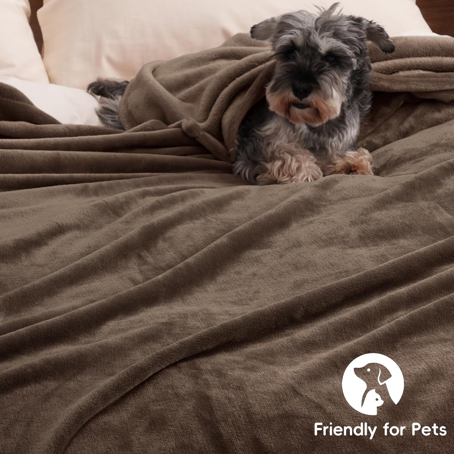 PHF Ultra Soft Fleece Blanket Twin Size, No Shed No Pilling Luxury Plush Cozy 300GSM Lightweight